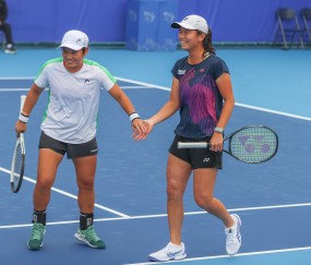 WTA1000多哈站双打：蒋欣玗/吴芳娴2-1淘汰谢淑薇组合进八强