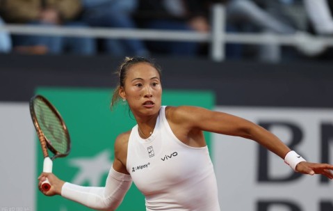 郑钦文刚赢球却收坏消息，WTA罗马站八强出炉，下轮对手+时间确定