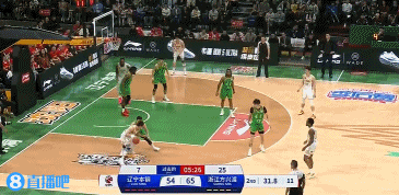 根本停不下来！孙铭徽中投再中 广厦继续扩大领先